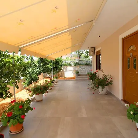 Villa 24 Sarande Exterior photo